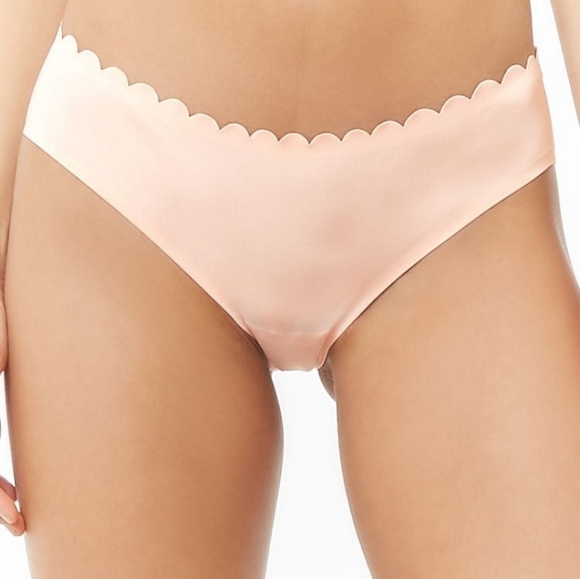 South Beach London scalloped bikini SZ Small NWT - Picture 2 of 6